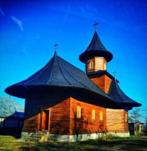 Biserica de lemn "Adormirea Maicii Domnului